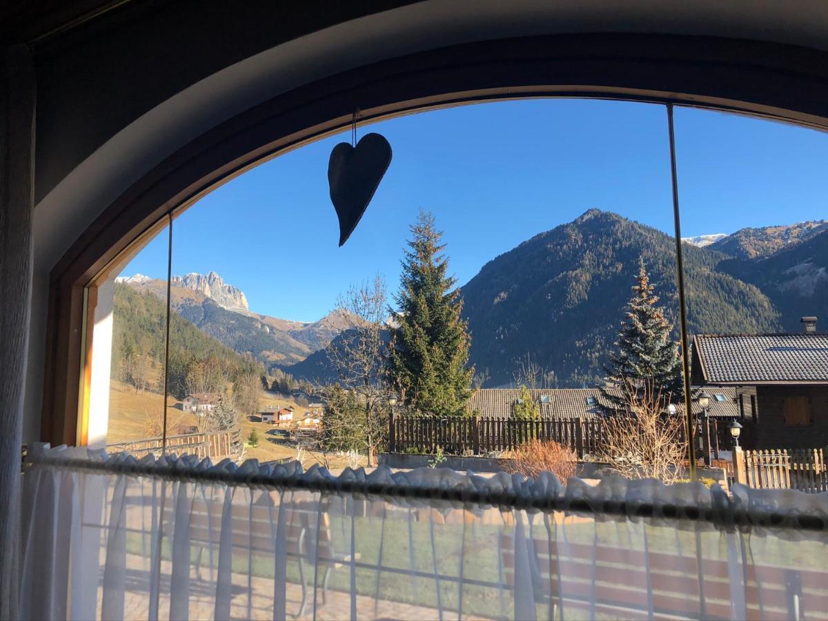 Alpine Touring Hotel-Petfriendly Pozza di Fassa Exterior foto